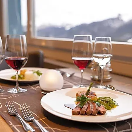 Hotel Hohe Promenade 3*