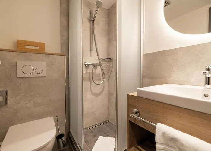 Hohe Promenade Szálloda