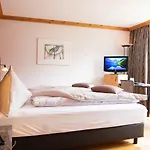 Hohe Promenade Otel 3*
